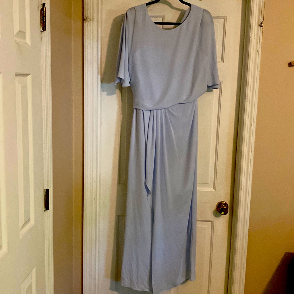 Halston Size 10 Light Blue Shorter On The Inside. Short Sleeves Worn Once